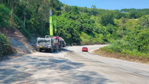 上思公路養護中心快速處置一起事故現場