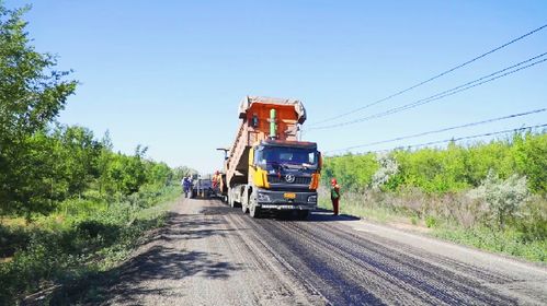 養護道路3500公里 六師百姓出行更方便了