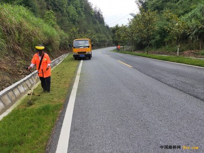 江西:靖安公路分局精心織就職工勞動安全網(wǎng)
