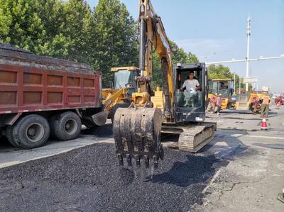糾“四風”辦實事 臨潁縣公路養護中心勇當交通環境“先行軍”