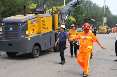 河北省普通干線公路養護技能競賽決賽在唐山舉行,徐工道路多輛銑刨機現場助力